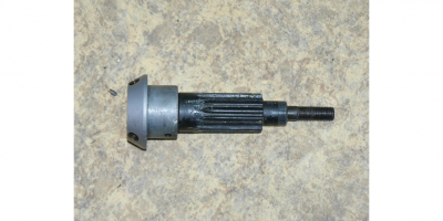 Вал-шестерня в сборе с муфтой