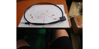 Трос тормоза